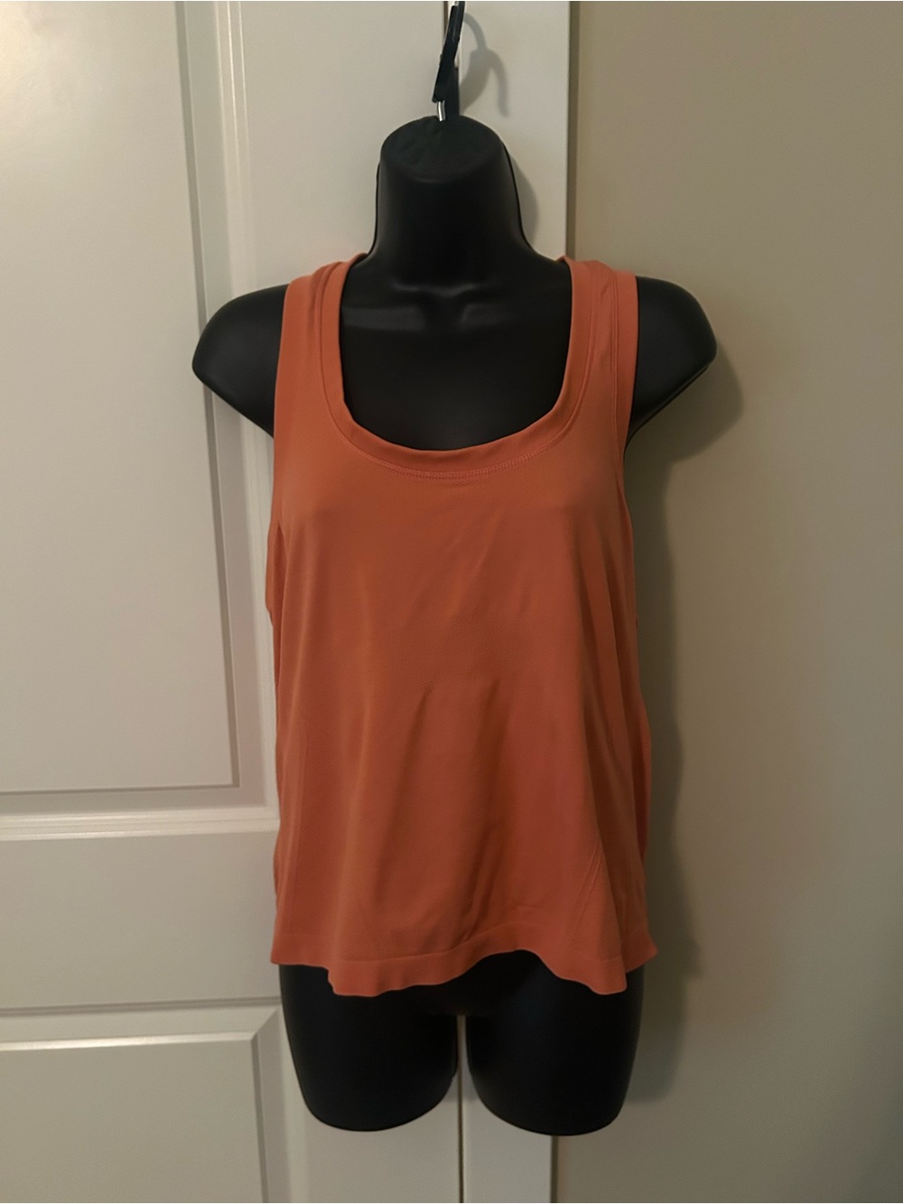 Athleta Momentum Seamless Sport Length Tank - Soft Persimmon